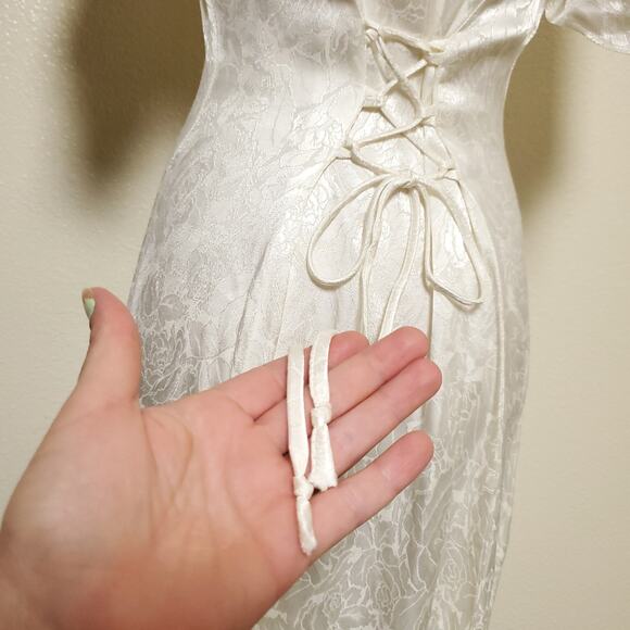 Vintage JODY Ivory Bridal Cottage field Corset Embossed Dress - Picture 13 of 15